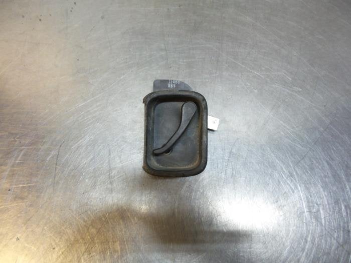 Poignée portière arrière camionnette d'un Volkswagen Cadd, Volkswagen, -, 3 mois de garantie, Utilisé