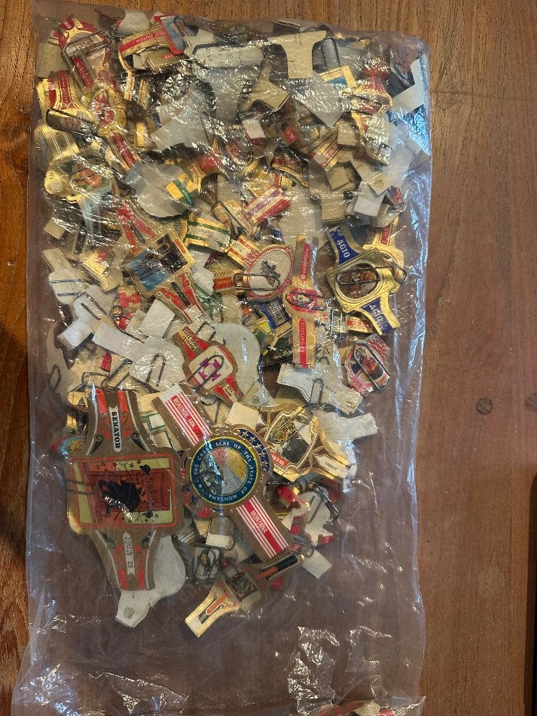 Sigarenbandjes, Verzamelen, Rookartikelen, Aanstekers en Luciferdoosjes, Ophalen of Verzenden, Zo goed als nieuw, Sigarenbandjes