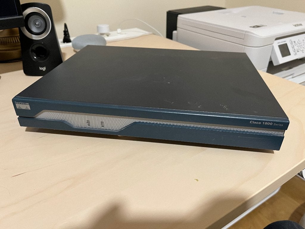 Routeur Cisco 1841 – jamais utilisé, Enlèvement ou Envoi, Comme neuf, Routeur, Cisco