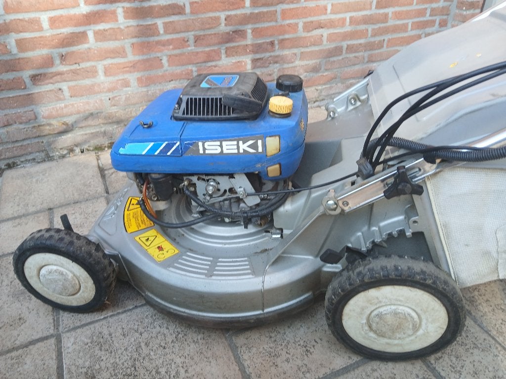 Tondeuse ISEKI 53W CM AUTOTRACTEE 2 VITESSES exc.etat, Jardin & Terrasse, Tondeuse rotative, Tondeuses à gazon à essence, Utilisé
