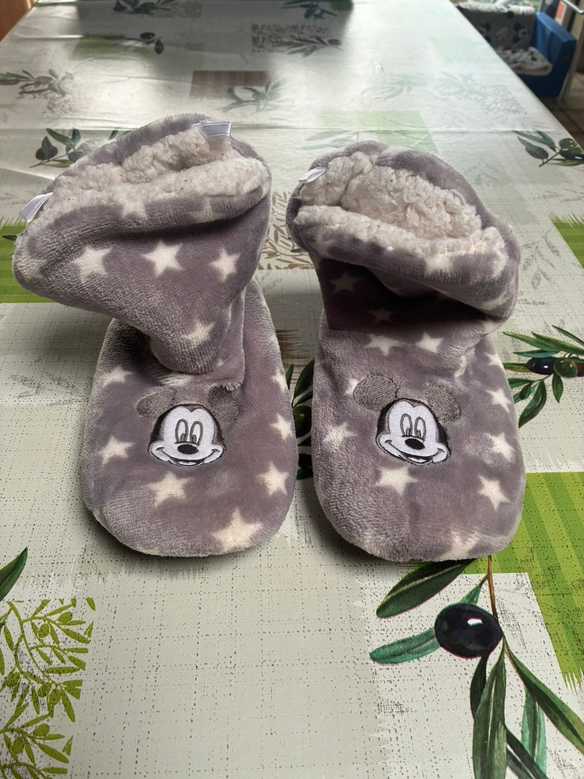 Mickey Mouse sloffen, Kinderen en Baby's, Ophalen, Zo goed als nieuw