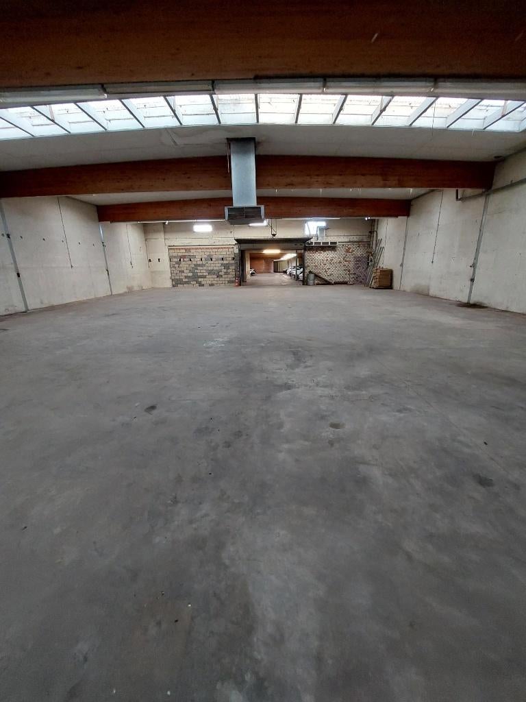 magazijn/depot/loods te huur 420m² 9000 gent, 420 m², Huur, Bedrijfsruimte