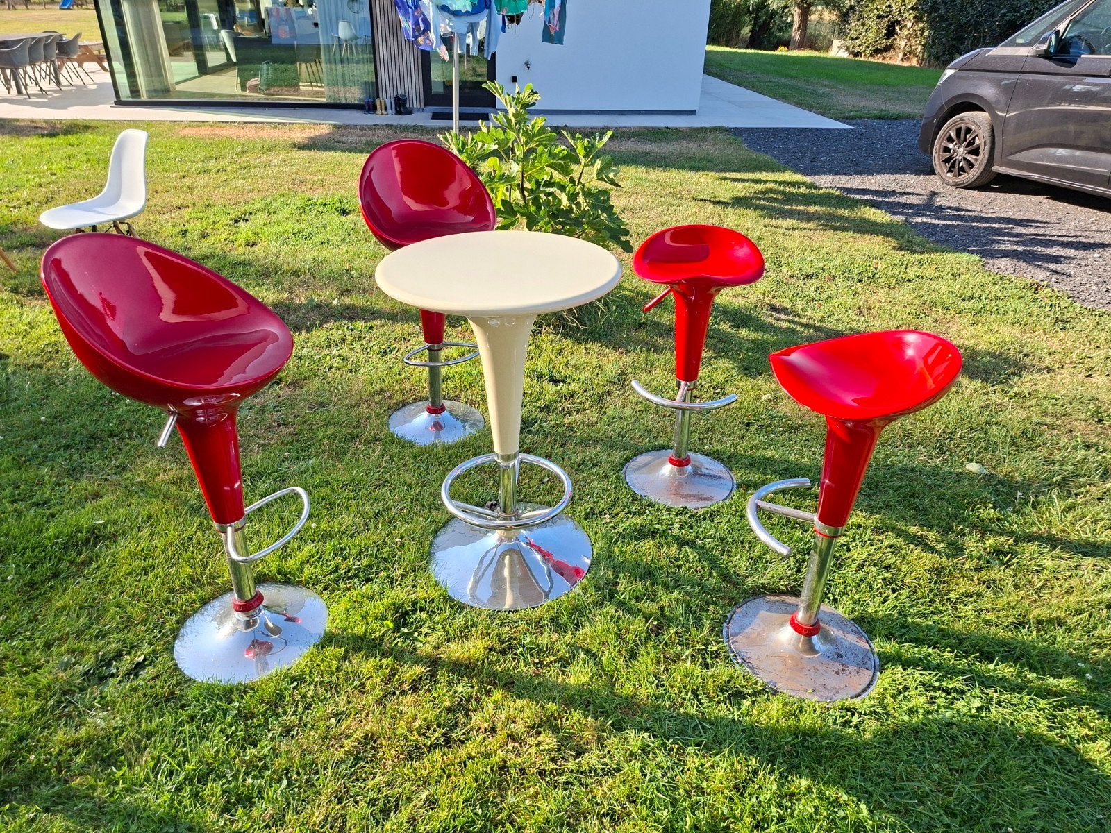 set barstoel en tafel, Ophalen