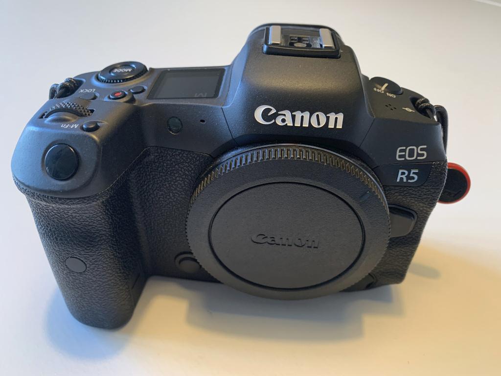 Hybrid Canon EOS R5, perfecte staat, zoals nieuw, 2 jaar gar, Canon, Ophalen of Verzenden, Zo goed als nieuw, 45 Megapixel