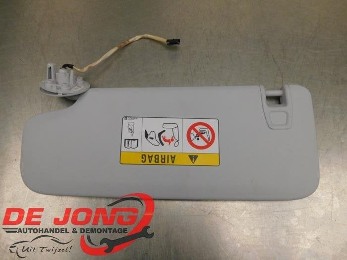 Zonneklep van een Opel Crossland X, Gebruikt, -, -, Opel