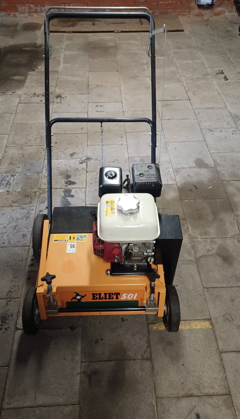 Eliet E501 Verticuteermachine met Honda Motor, Ophalen, Gebruikt, Benzine