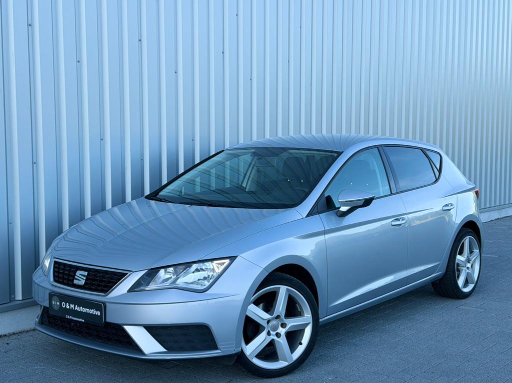 Seat Leon 1.2 TSI 2018 EURO 6b - LED/Airco/ 18" / Gekeurd!, Autos, Seat, Argent ou Gris, Achat, Capteur de stationnement, Entretenue par le concessionnaire