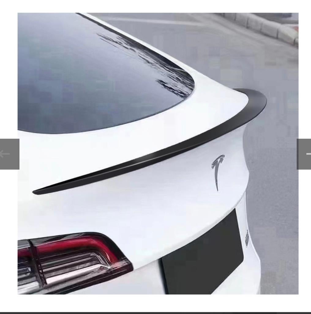 Tesla model y kofferspoiler, Enlèvement