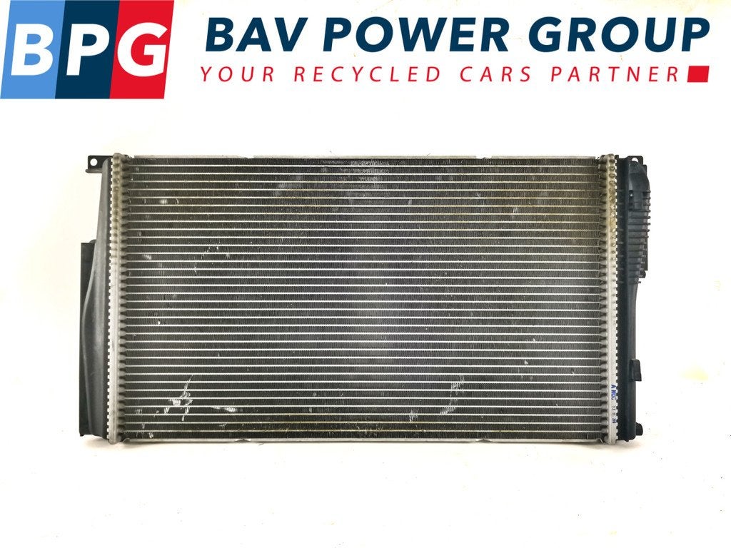 RADIATEUR EAU BMW 3 serie (F30) (01-2011/10-2018) (BMW), Utilisé, BMW, Petuelring 130
80809  München, DE, Bayerische Motoren Werke AG