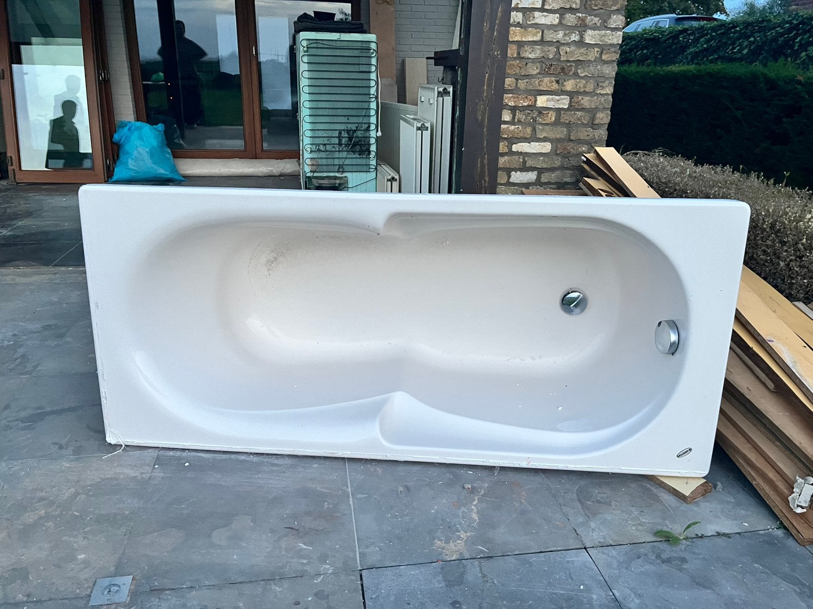 Baignoire gratuite, Bricolage & Construction, Enlèvement, Comme neuf, Baignoire