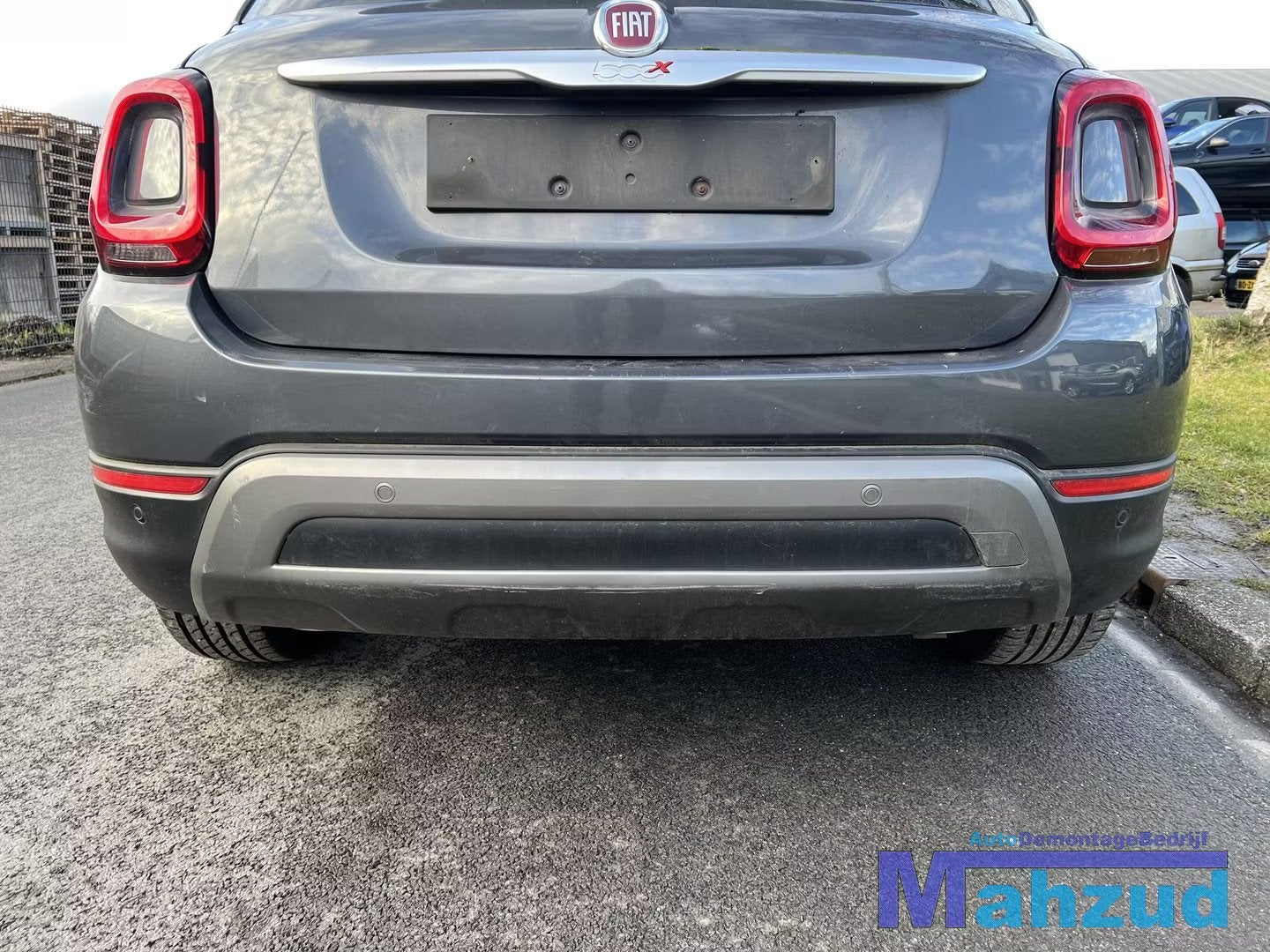 FIAT 500X donker grijs 679 achterbumper 2014+, Gebruikt, Stellantis Europe S.p.A., Info@stellantis.com, Achter