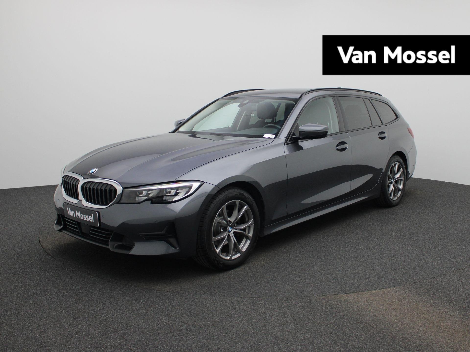 BMW 3 Reeks Touring 318i CARPLAY | SPORTLINE | ZETELVERWARMI, Auto's, BMW, Automaat, Gebruikt, Zwart, 4 cilinders