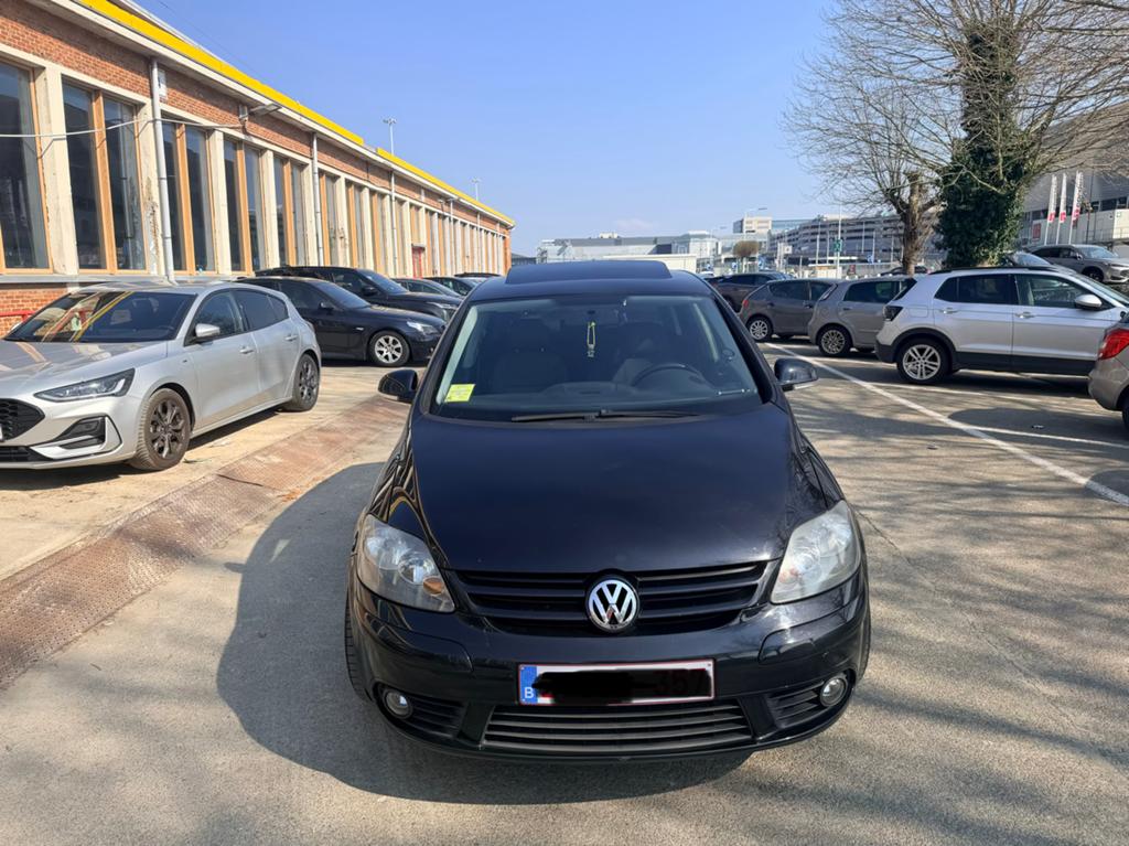 Vw golf plus 1.6 essence Automatique, Autos, Achat, Noir, 5 portes, Berline