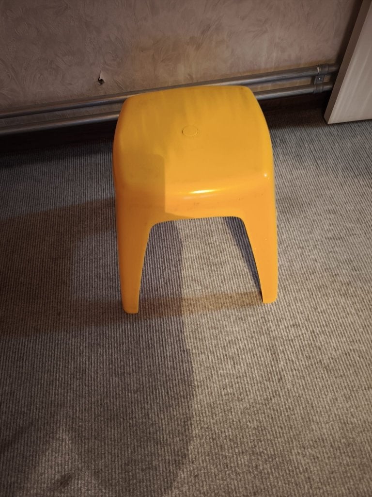 vitage flair krukje, Huis en Inrichting, Krukjes, Ophalen, Gebruikt, Kunststof