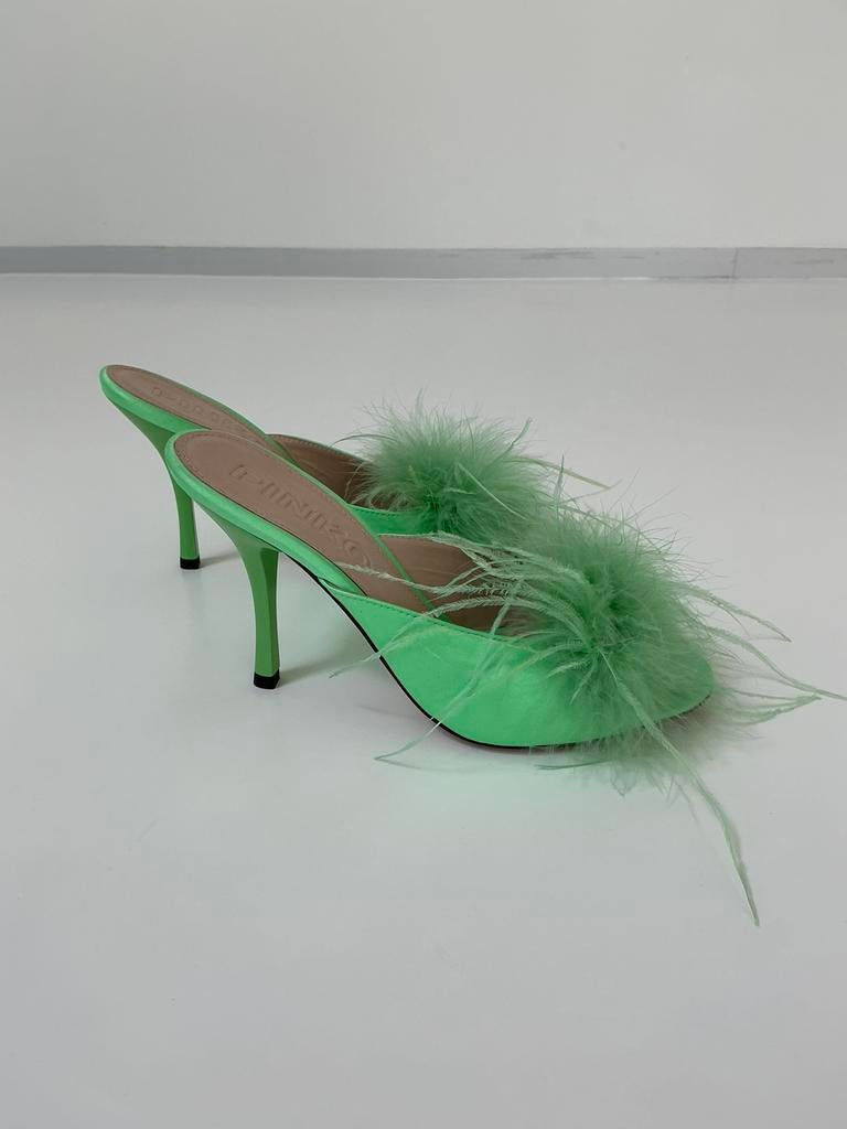 Mintgroene muiltjes Pinko maat 37, Kleding | Dames, Schoenen, Zo goed als nieuw, Groen, Sandalen of Muiltjes, Ophalen of Verzenden