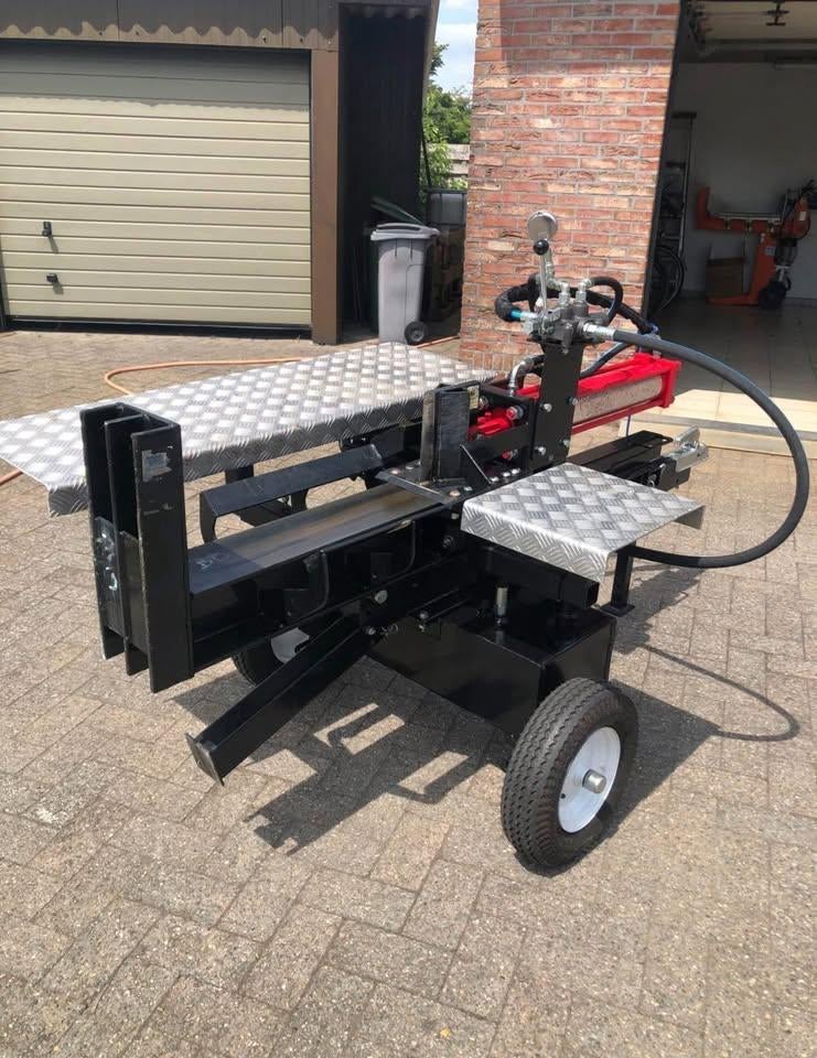 Houtkliever 22ton TE HUUR!!, Benzine, Handmatig, Nieuw, Ophalen of Verzenden