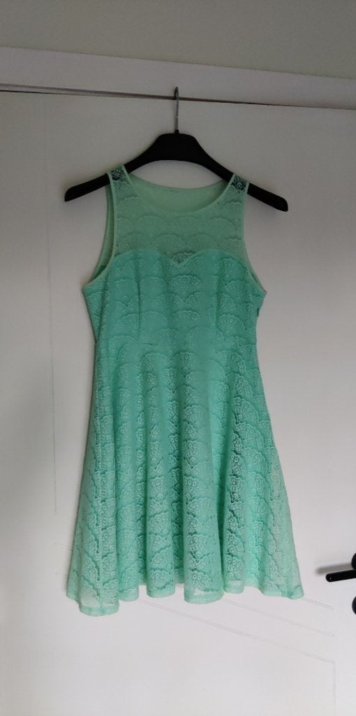 Nieuw kleedje , maat : S., Kleding | Dames, Jurken, Nieuw, Ophalen of Verzenden, Knielengte, Maat 36 (S)