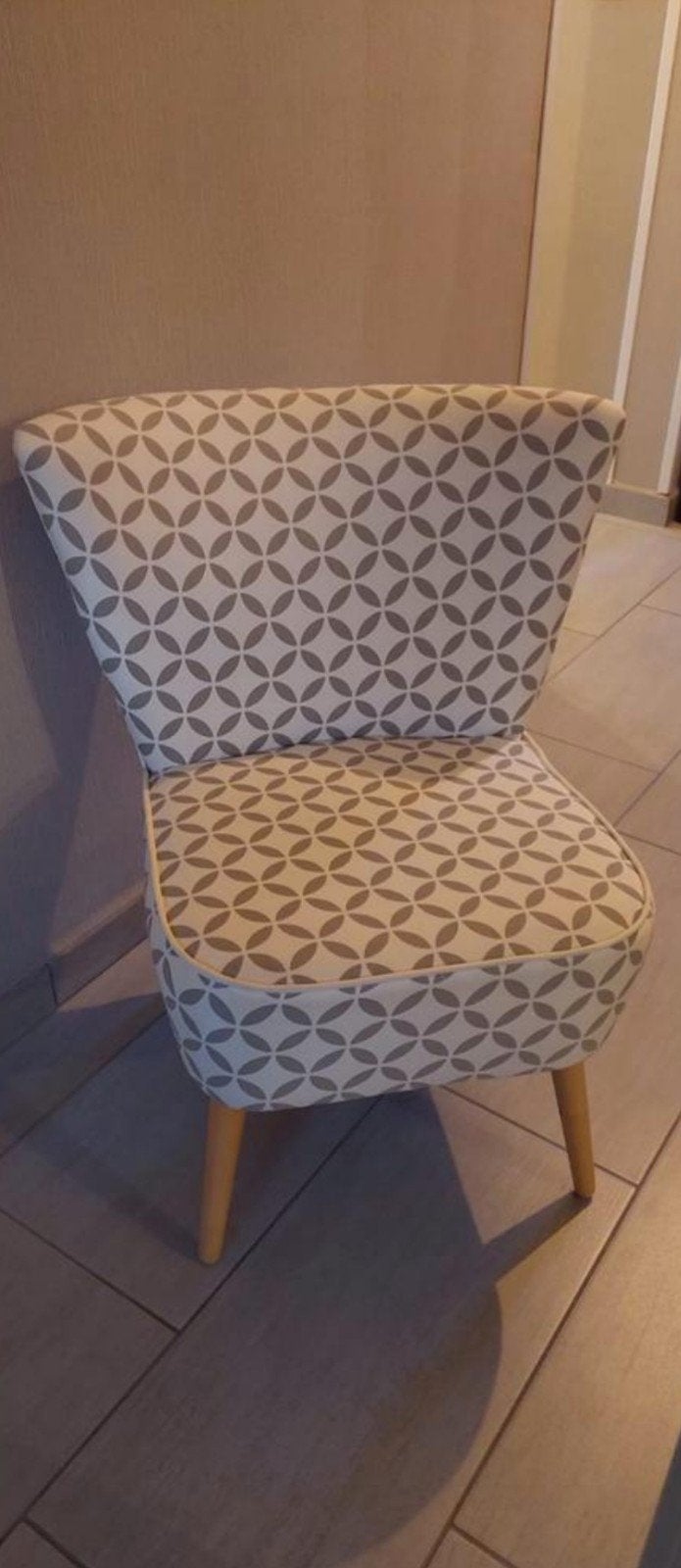 Leuke fauteuil / stoel – stof – lichte schade, Ophalen, Stof