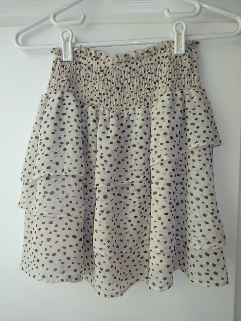 Beige rok met zwarte bollen maat 158-164 H&M 3+1 gratis, Robe ou Jupe, Enlèvement ou Envoi, H&M, Comme neuf
