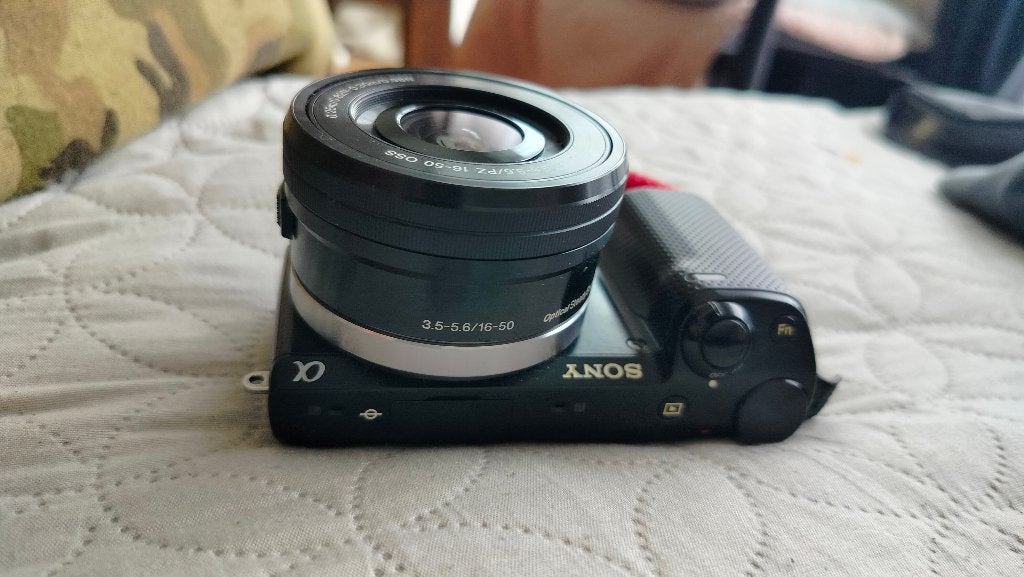 Sony Nex 5R + objectif Sony 16-50, Moins de 4 fois, Écran tactile, Utilisé, Appareil photo hybride