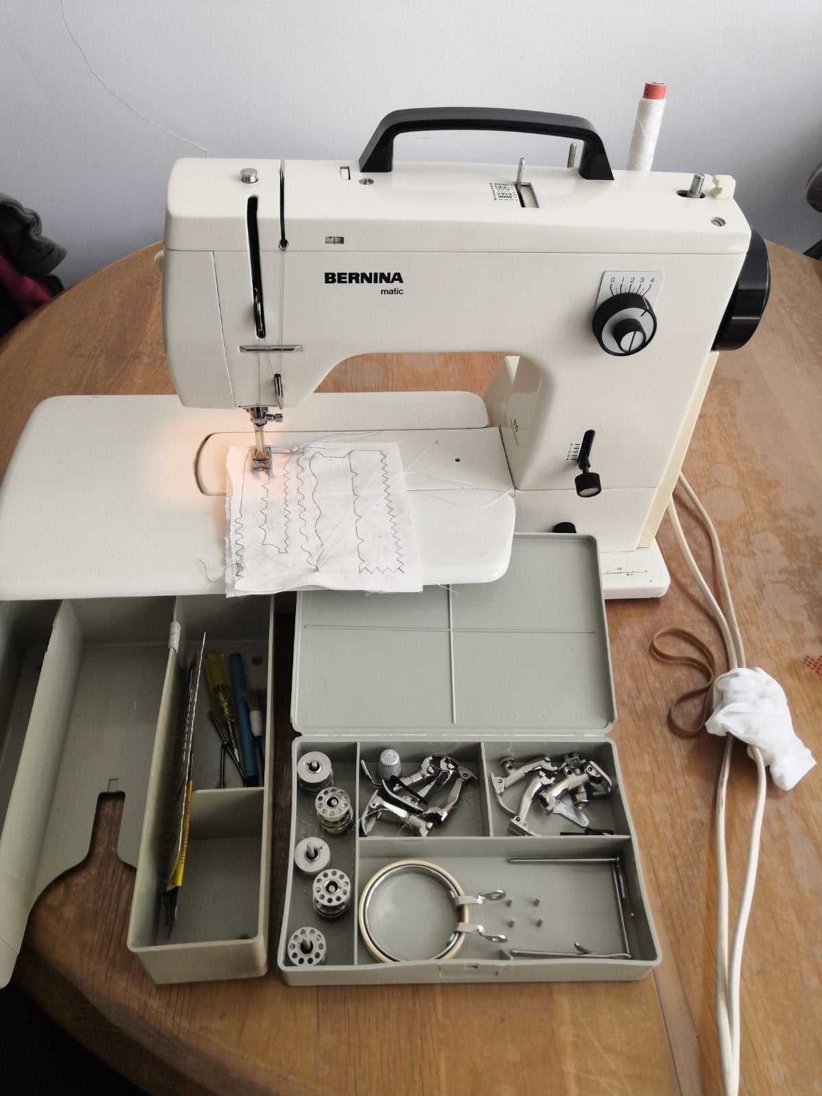 Bernina 810, Enlèvement ou Envoi, Accessoires, Bernina