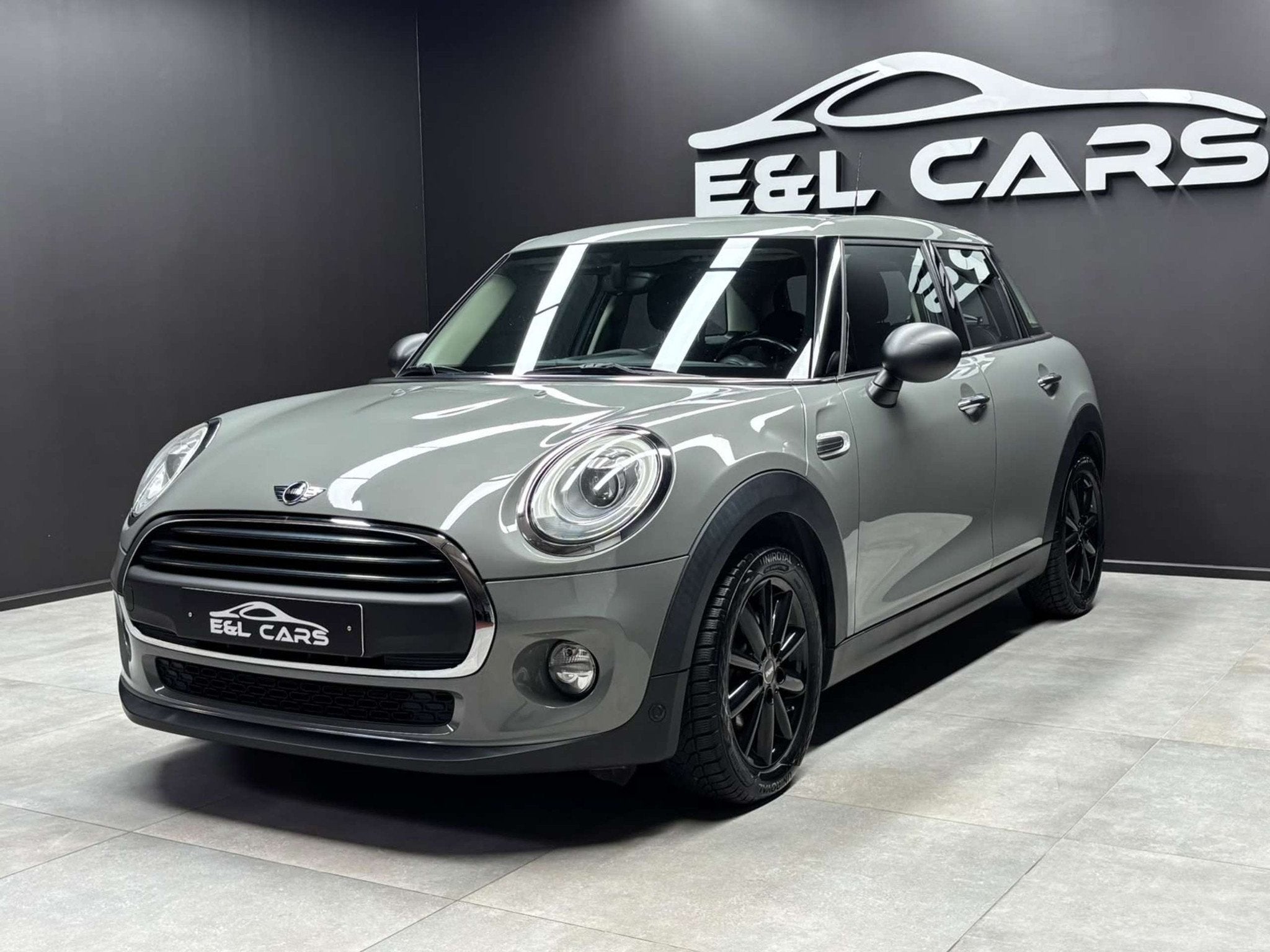 MINI One D Mini 1.5 D One *12 mois de garantie*, Autos, Mini, Argent ou Gris, Achat, https://public.car-pass.be/vhr/fa1bec1e-fa3e-4647-8a00-a3a0ae1b55e9