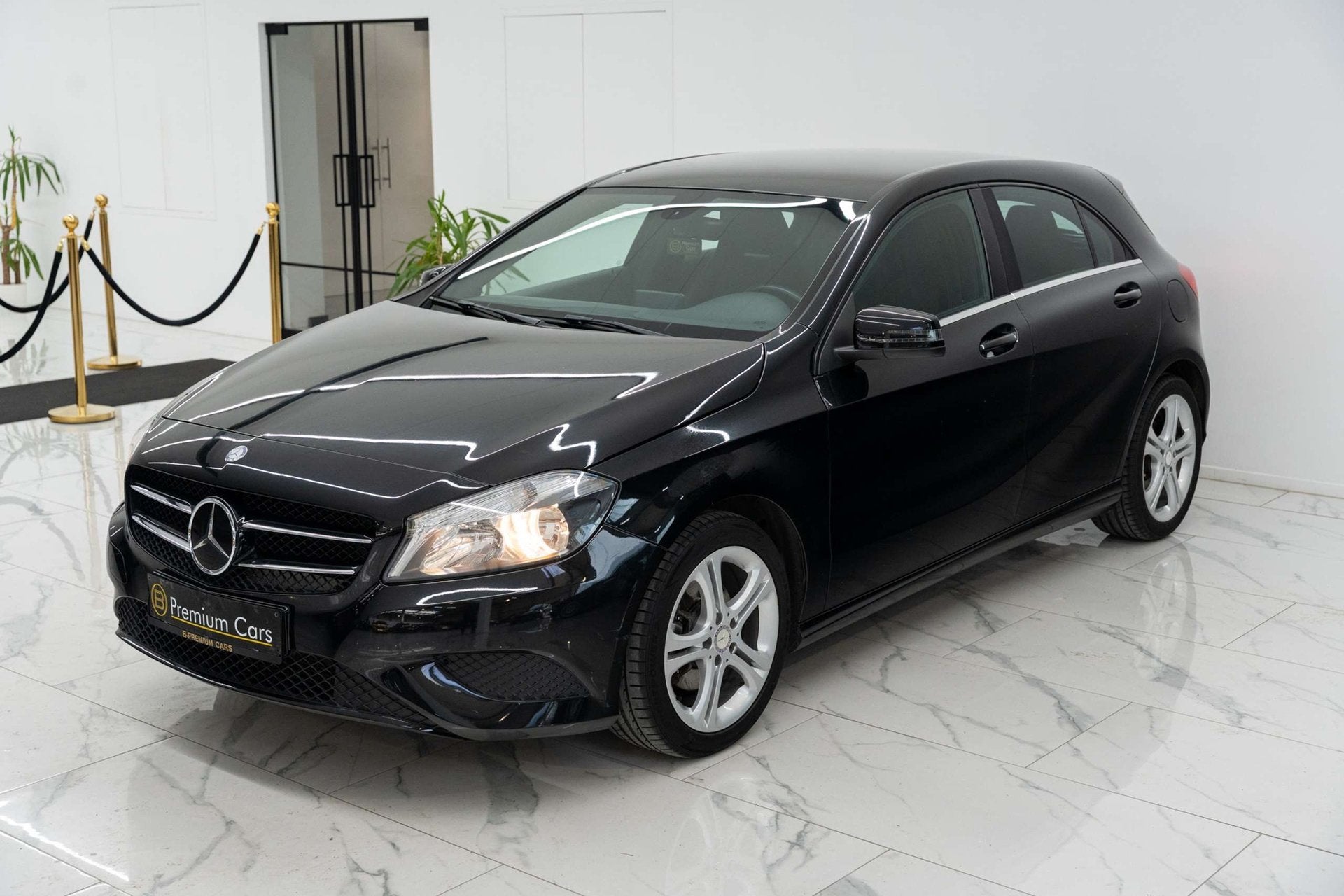 Mercedes-Benz A 180 cgi Sport Line! Facelift!Automaat! Cruis, Auto's, 122 pk, Gebruikt, 4 cilinders, Zwart