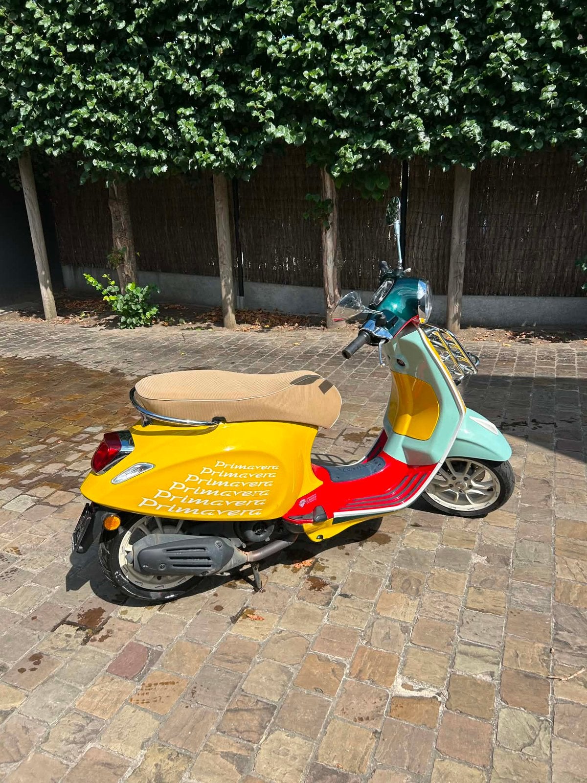 Vespa Primavera 50cc — Sean Wotherspoon Special Edition, Enlèvement ou Envoi, Comme neuf