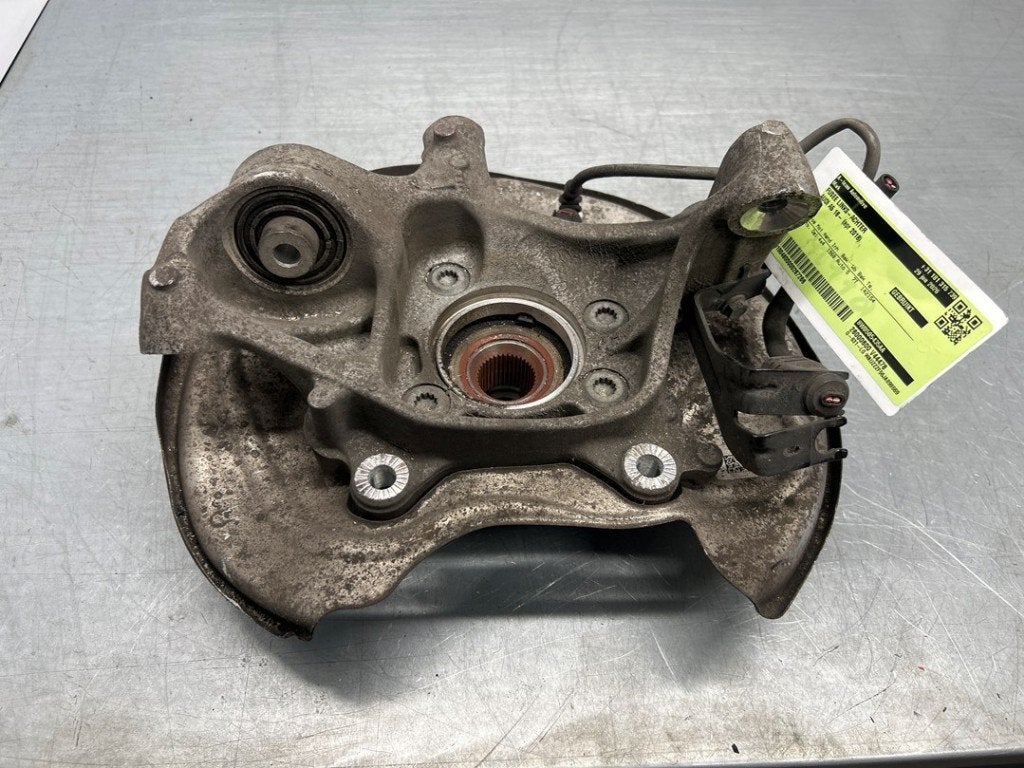 FUSEE LINKS ACHTER A5 Sportback (F5A / F5F) (|8W0505435AA|), Info@audi.de, Audi, Audi AG, Gebruikt