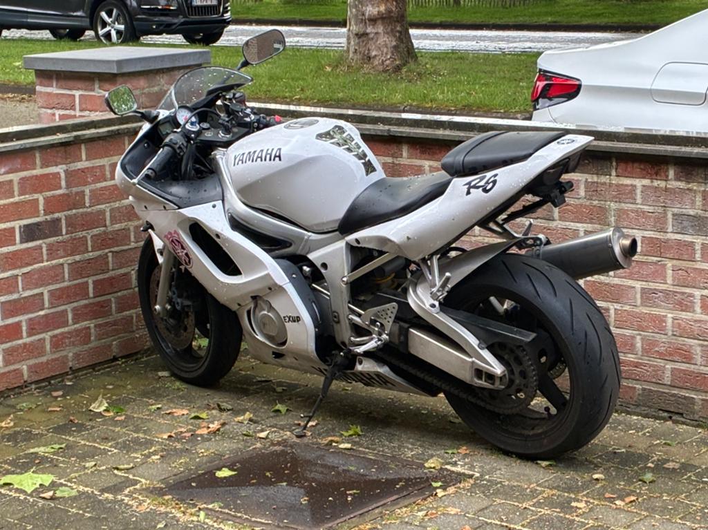 Yamaha R6 2001 A2 25kw (defect), Motoren, 4 cilinders, Gebruikt, Super Sport, Minimaal motorrijbewijs A2