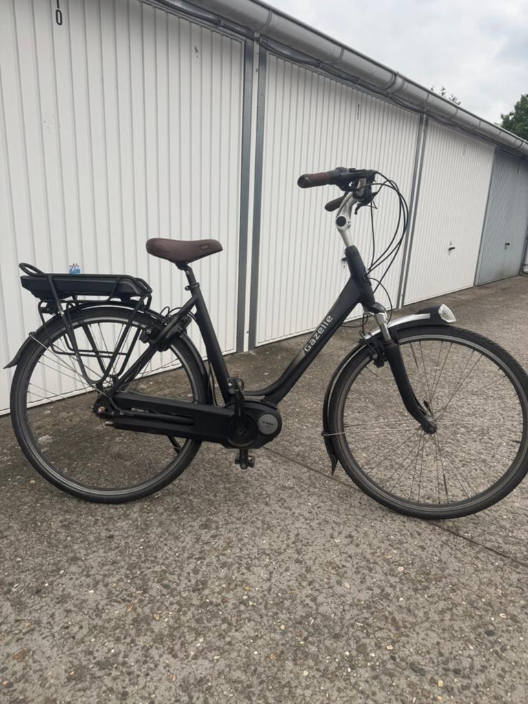 GAZELLE ELEKTRISCHE FIETS MET BOSCH MIDDENMOTOR, Fietsen en Brommers, Elektrische fietsen, Ophalen, Gazelle