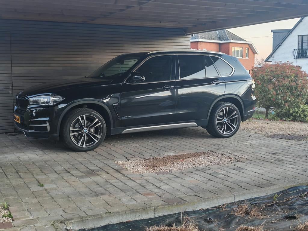 BMW X5 35i Exclusive - Full options, Cuir, X5, Système audio, Automatique