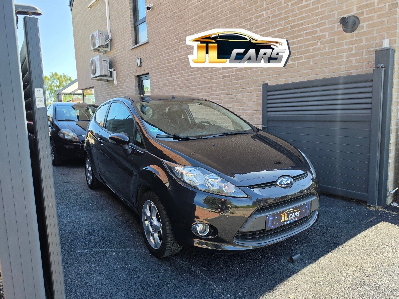 FORD FIESTA ESSENCE 110.350 KM ✨️ 12 MOIS DE GARANTIE ✨️, Autos, Euro 5, Achat, Vitres électriques, Entreprise