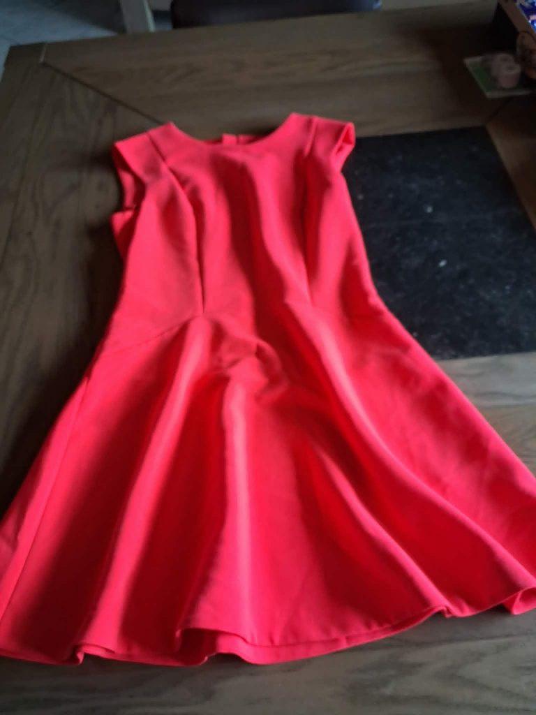 Jurk fel rood/roze merk lola liza – maat 42, Kleding | Dames, Jurken, H&M, Maat 42/44 (L), Ophalen of Verzenden, Gedragen