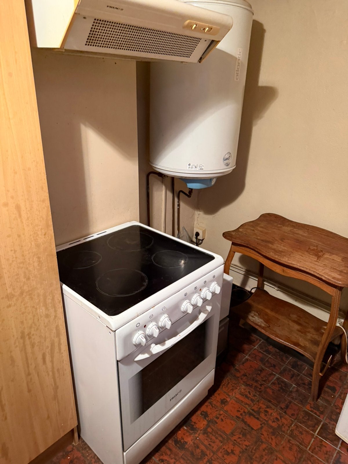 huisje te huur , 2 slaapkamers , klein terras , keuken, Immo, 50 m² of meer, Provincie Oost-Vlaanderen