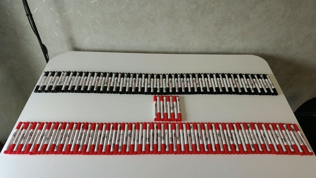 161 whiteboardmarkers – 85 rood + 76 zwart – getest, Zakelijke goederen, Kantoor en Winkelinrichting | Kantoorartikelen, Ophalen