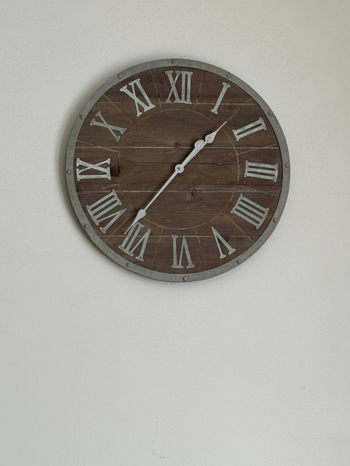 Klok hout 60cm diameter, Huis en Inrichting, Woonaccessoires | Klokken, Ophalen