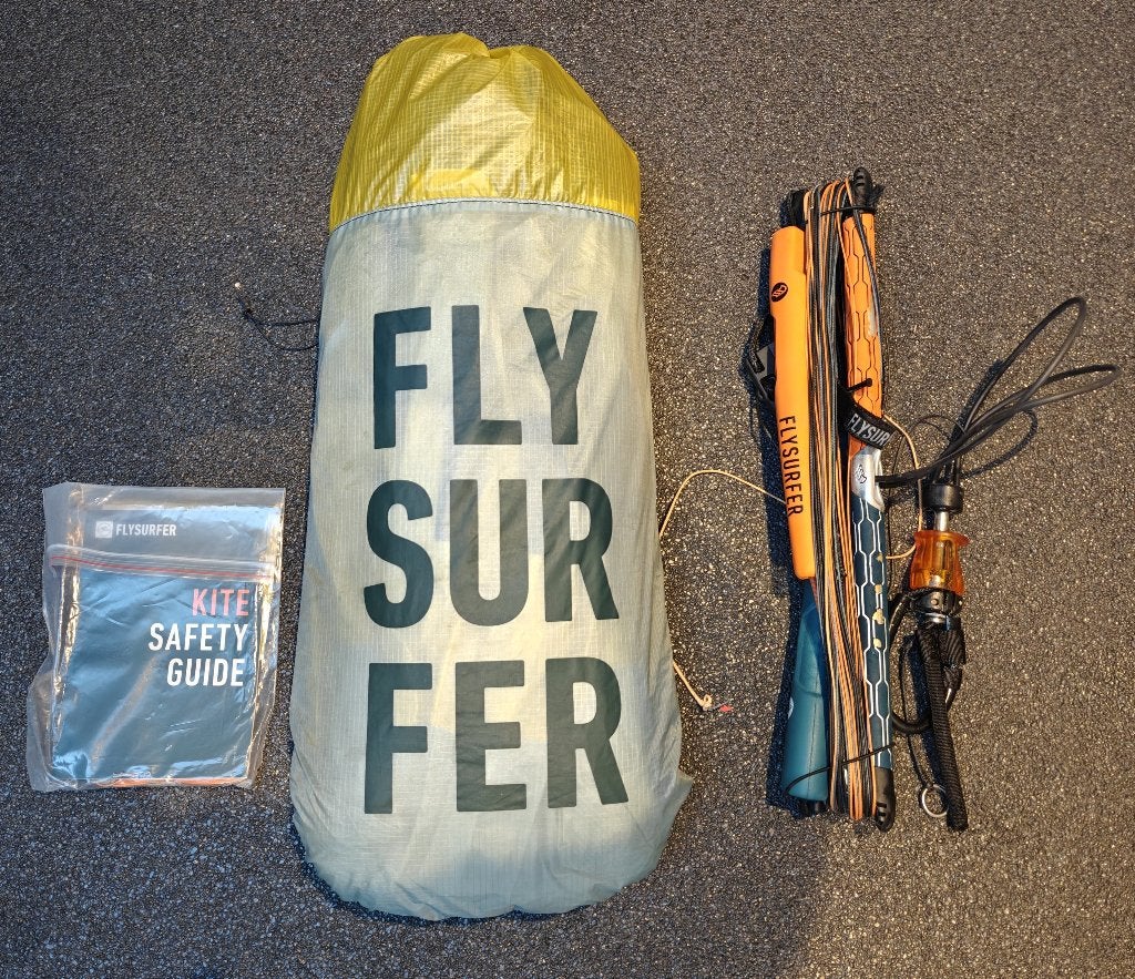 Flysurfer Hybrid - 5.5 m² met Infinity Bar M (43 / 50 ), Sports nautiques & Bateaux, Enlèvement ou Envoi, Pas de planche, Utilisé