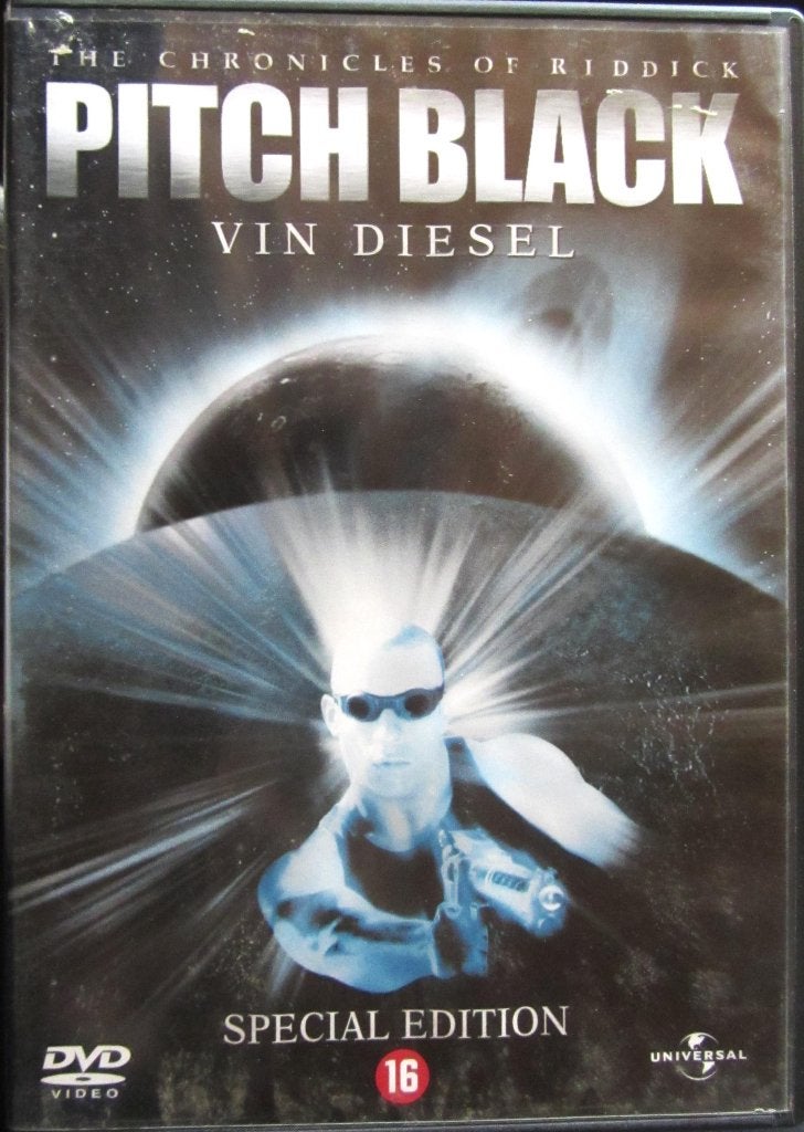 DVD ACTIE- PITCH BLACK (VIN DIESEL), Enlèvement ou Envoi, Anglais, Tous les âges, Thriller d'action