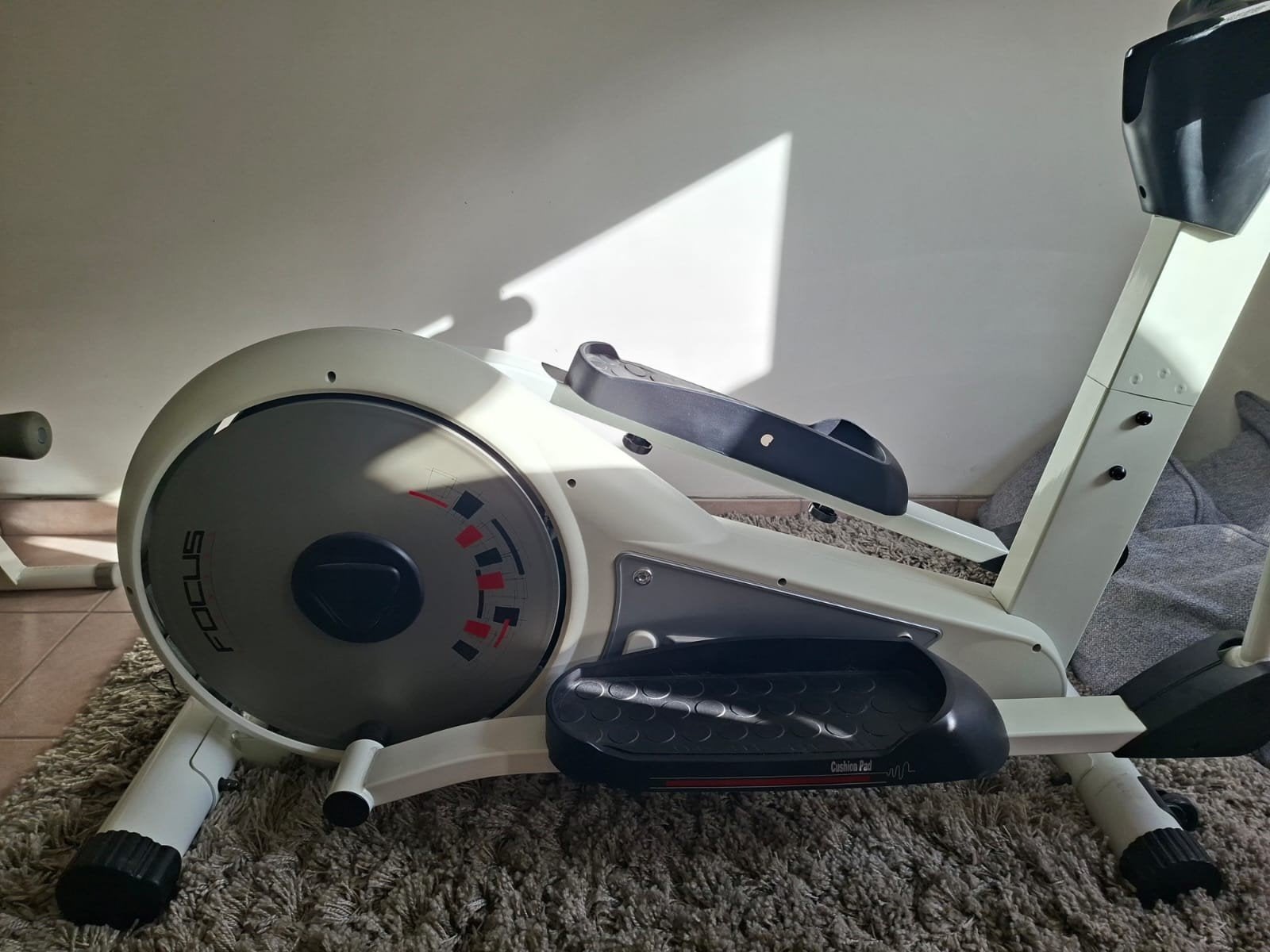 crosstrainer Focus Fitness, Enlèvement, Comme neuf, Métal, Vélo elliptique