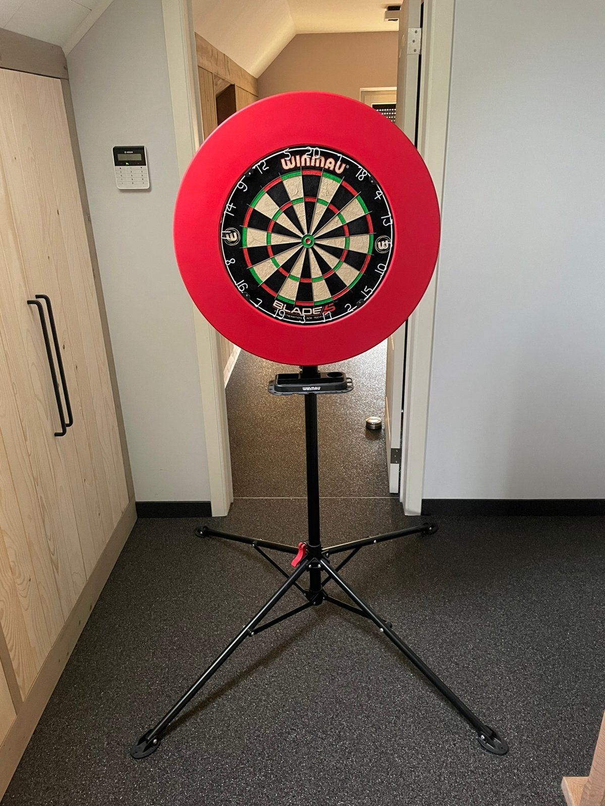 Dartsstaander winmau , blok en ring, Ophalen, Zo goed als nieuw