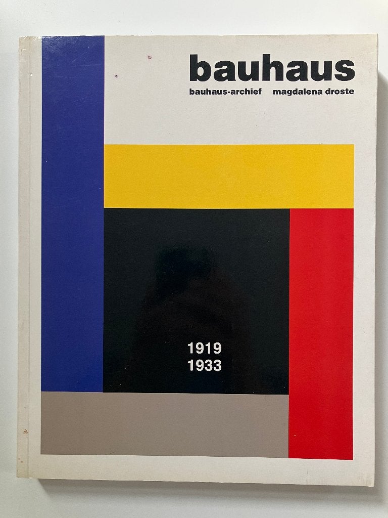 Bauhaus - Bauhaus-archief, Magdalena Droste, Ophalen