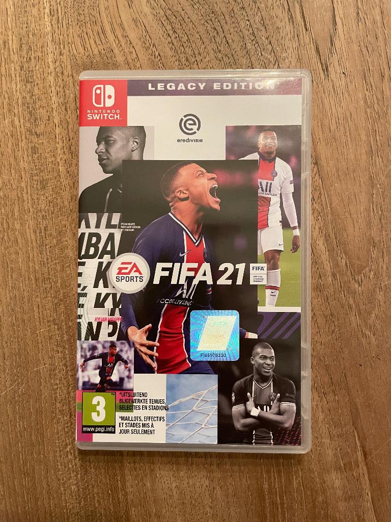 Nintendo Switch FIFA 21, Ophalen, Zo goed als nieuw, Sport, 3 spelers of meer