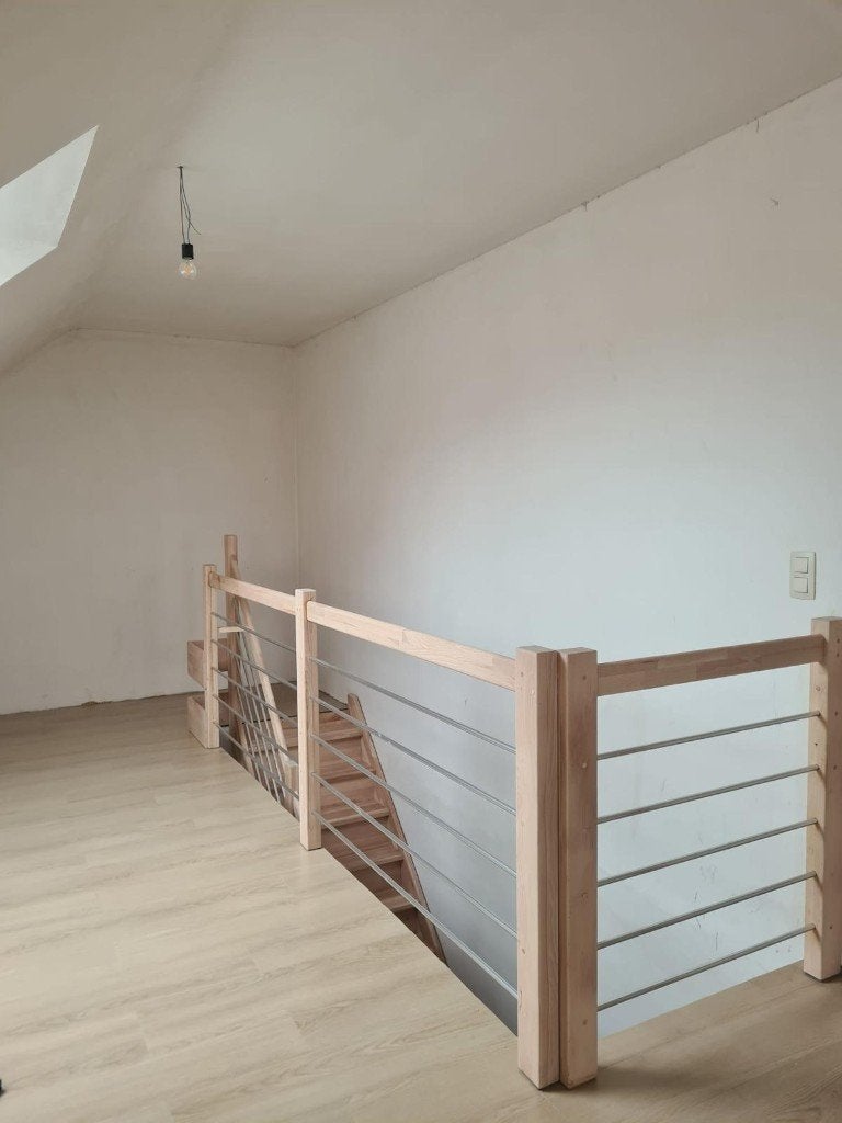 Ruime keuze aan trappen en balustrades in voorraadpakket, Ophalen, Nieuw, Trap