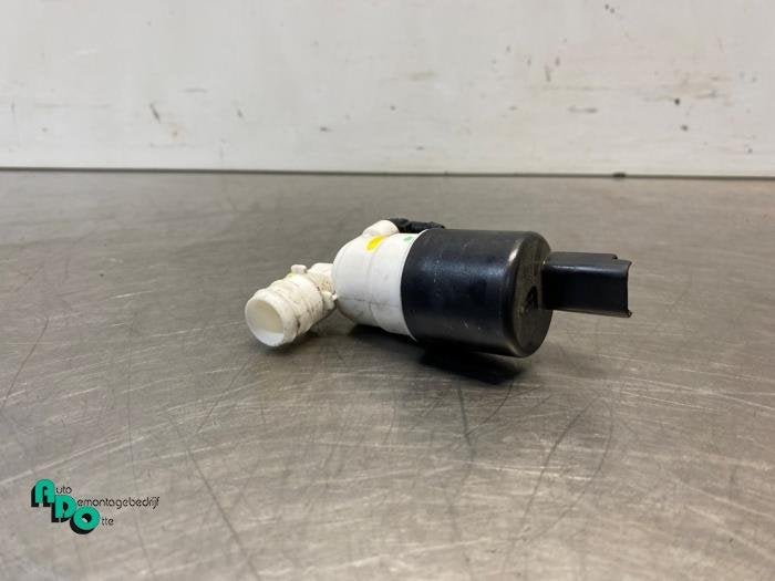 Ruitensproeierpomp voor van een Citroen Berlingo (Berlingo 1, Auto-onderdelen, Gebruikt, -, Ophalen of Verzenden, -