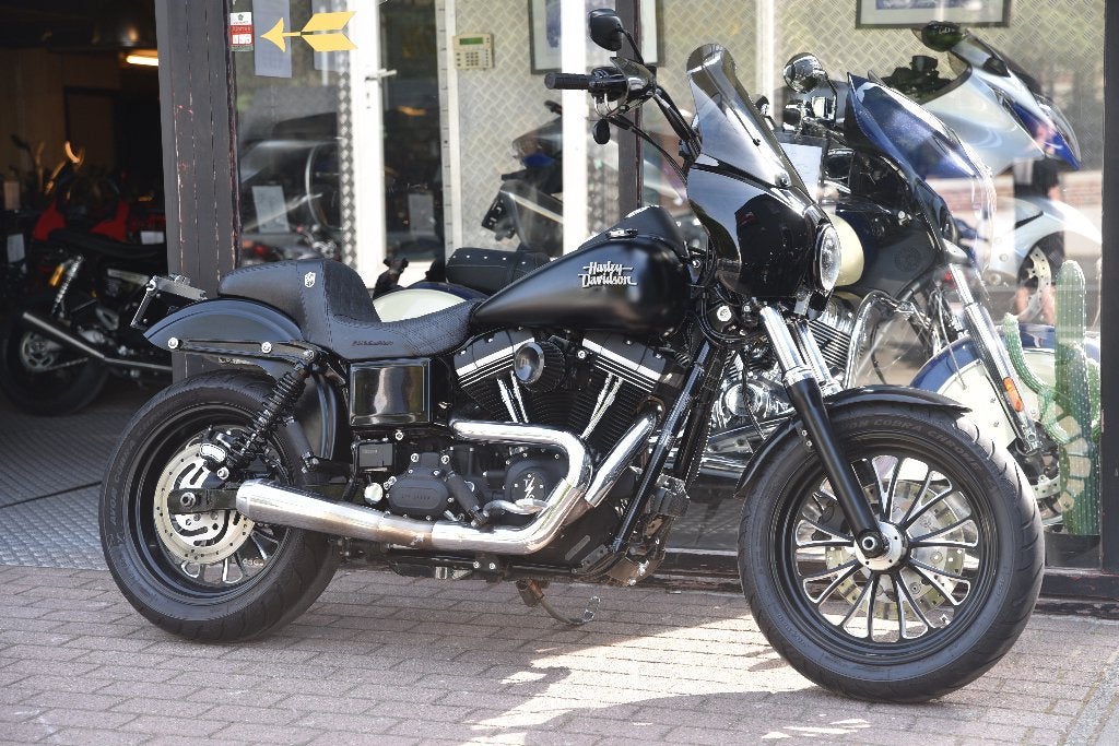 HARLEY DAVIDSON DYNA STREET BOB ***MOTOVERTE.BE***, Motoren, Motoren | Harley-Davidson, Bedrijf, Chopper, 2 cilinders, Occasion