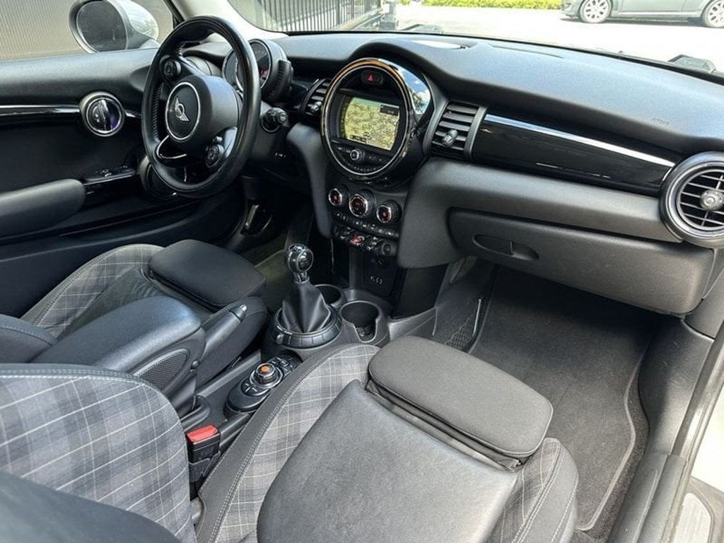 MINI One One 1.2i Sport/NAVI/, Cruise/Bleutooth/alu, PDC, 5, Auto's, Mini, https://public.car-pass.be/vhr/c42156e3-d560-45ea-bb60-78d10a459e4d