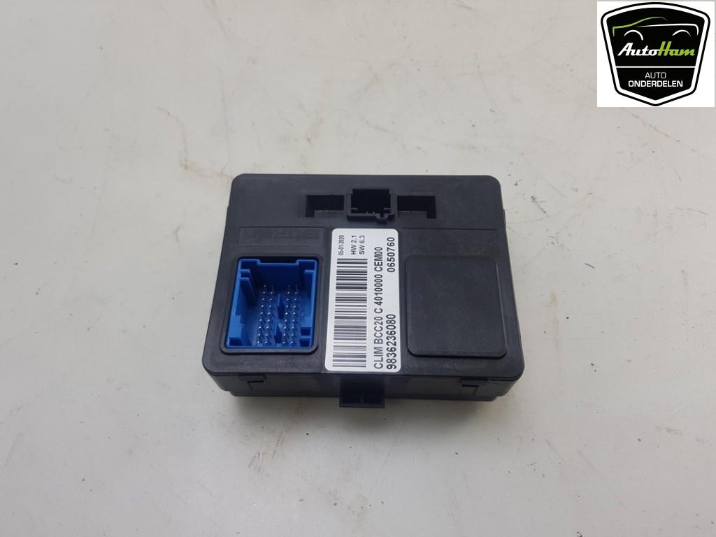 COMPUTER KACHEL Opel Corsa F (UB / UH / UP) (01-2019/-), Gebruikt, Opel