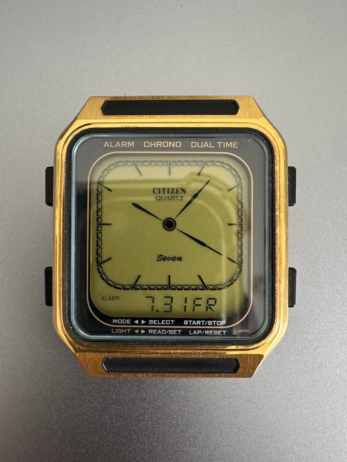 Citizen Quartz Seven Ana-Digi 9560-083580 Gold, Enlèvement ou Envoi, Utilisé