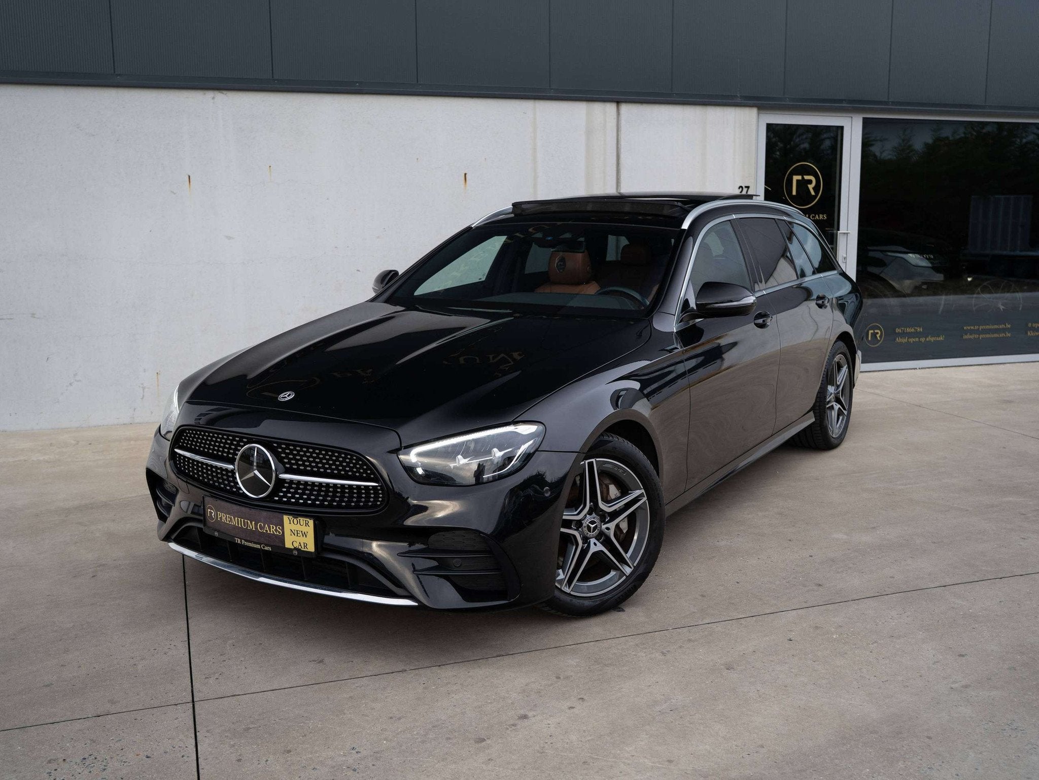 Mercedes-Benz E-Klasse 300 e l PHEV l AMG Line l Pano l Came, Cuir, Euro 6, Entreprise, 5 portes